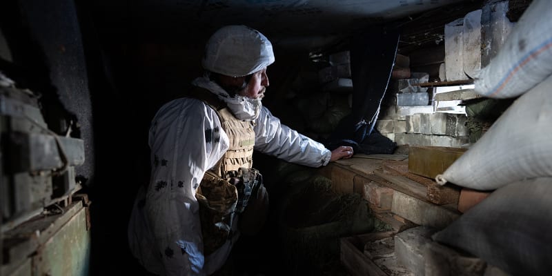 Ukrajinský voják v bunkru