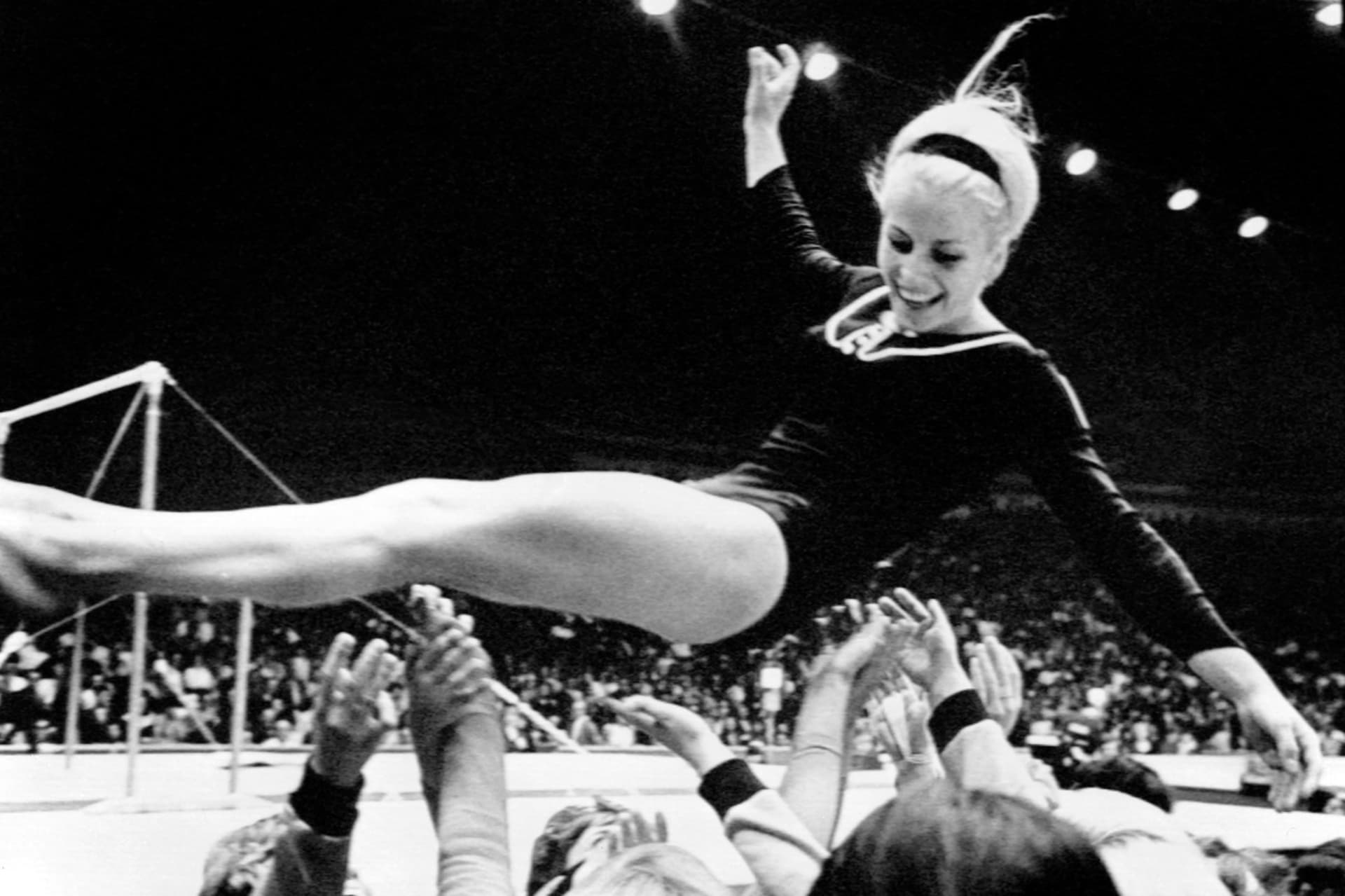 Věra Čáslavská, sedminásobná olympijská vítězka z OH 1964 a 1968.