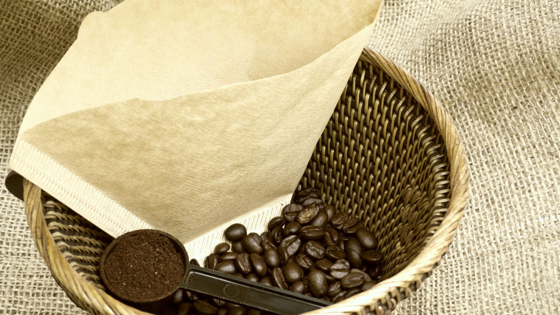 10 neobvyklých způsobů, jak využít kávové filtry