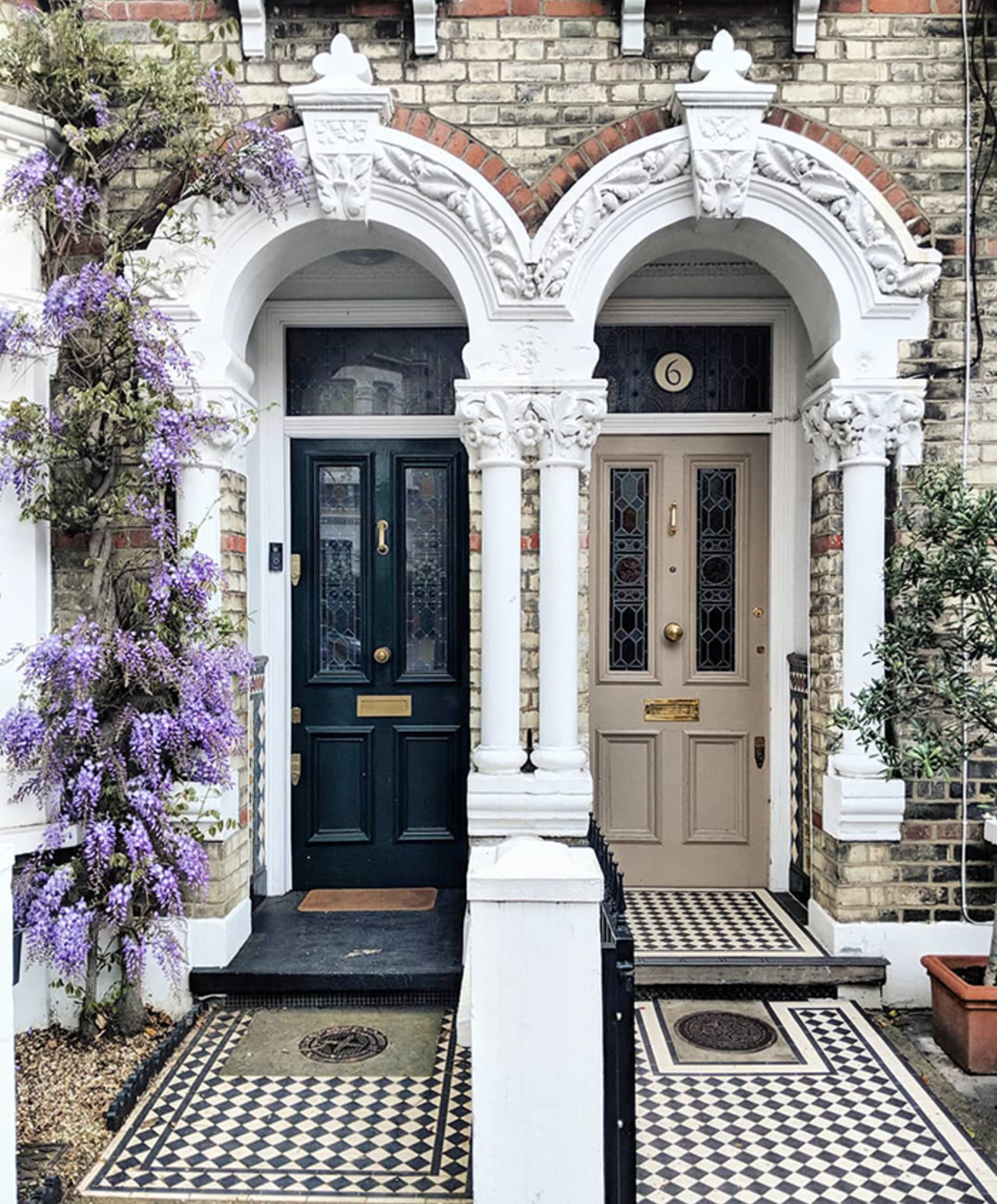 Nejkrásnější rozkvetlé dveře Londýna 12