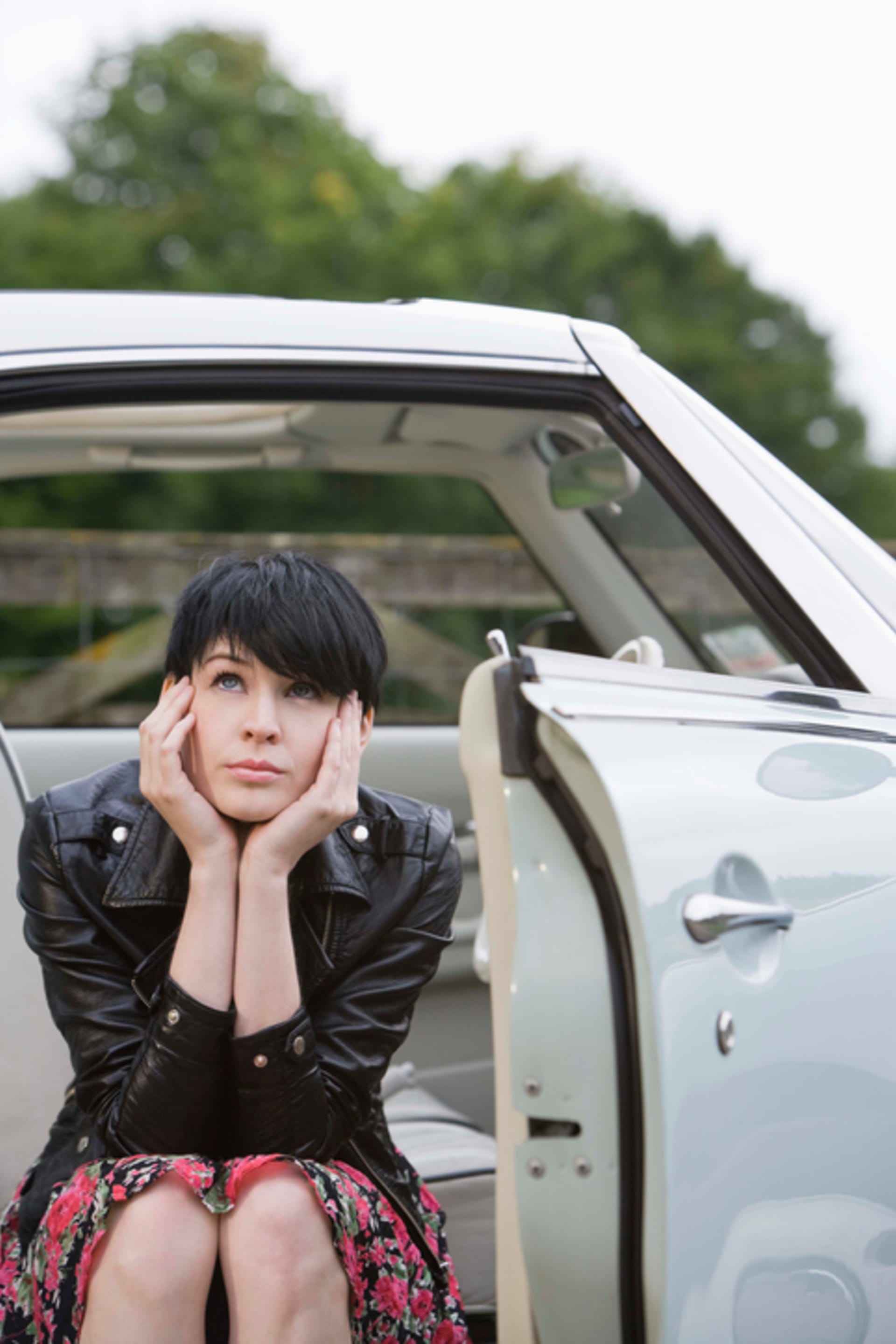 7 vět, které nikdy neříkejte v autě, když partner řídí sedí na autě