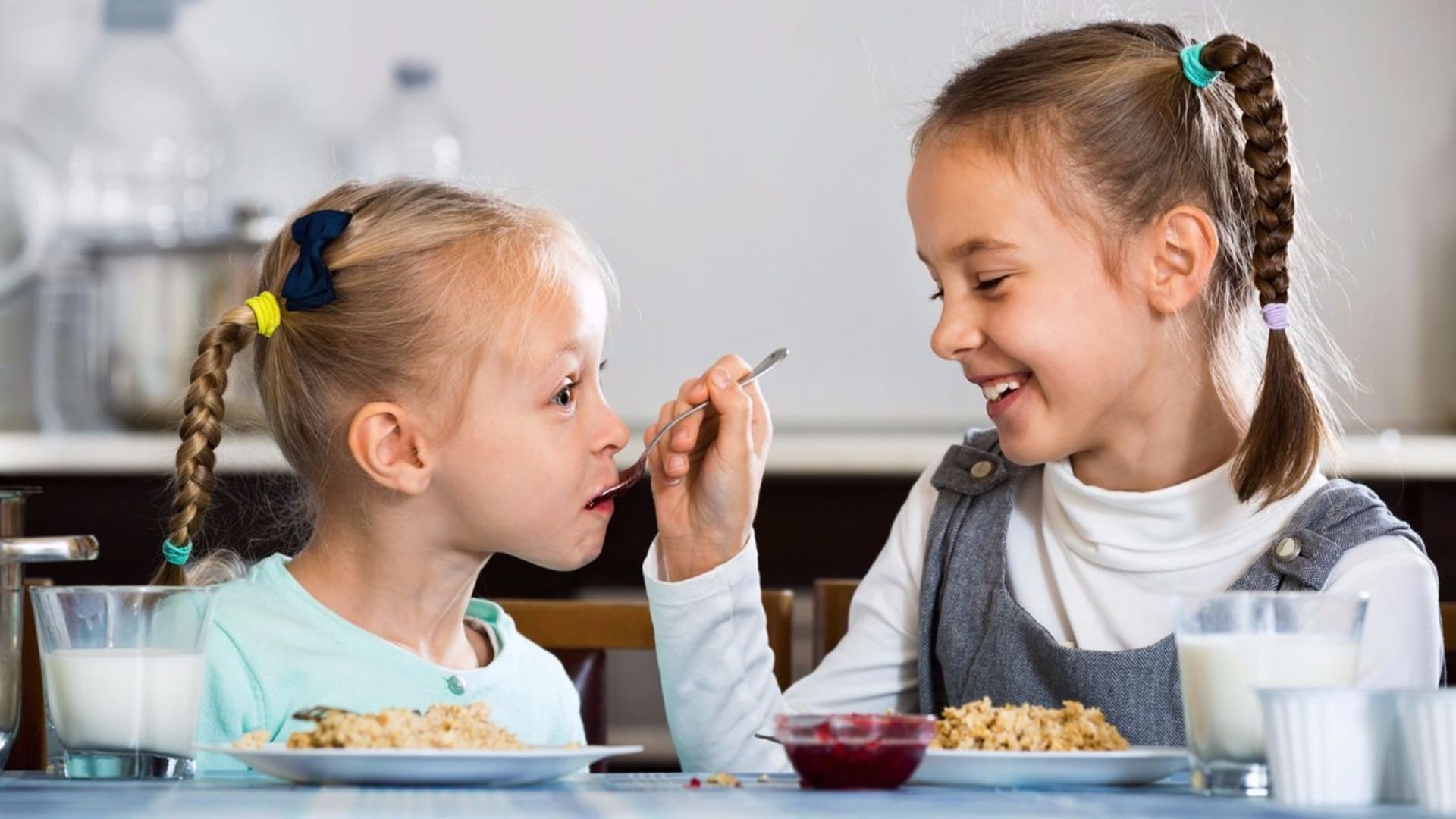 Škola se blíží. Jak dětem připravit rychlou a zdravou snídani?