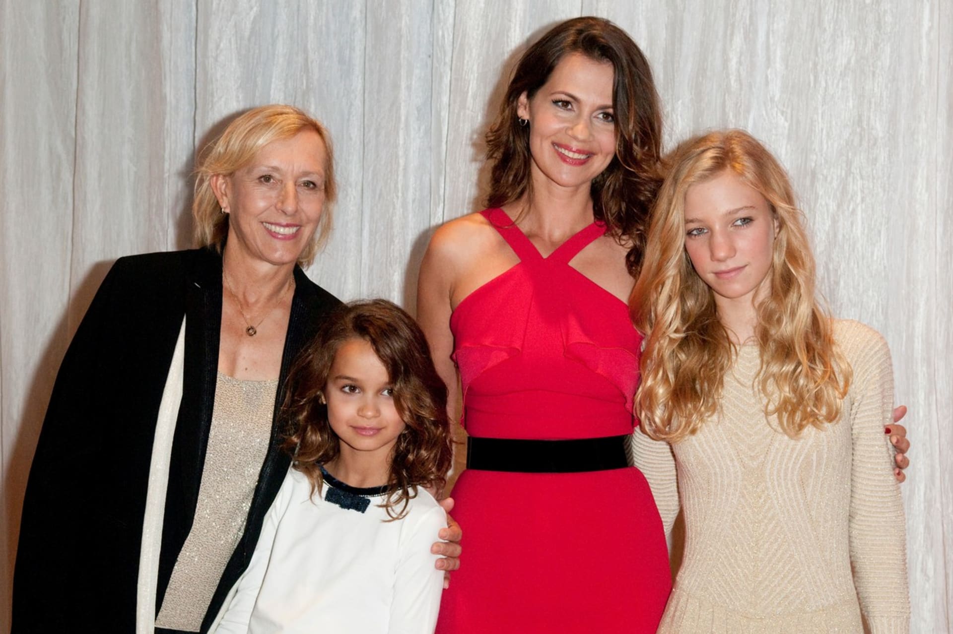 V roce 2014 se svojí partnerkou a jejími dcerami - Emmou a Victorií.