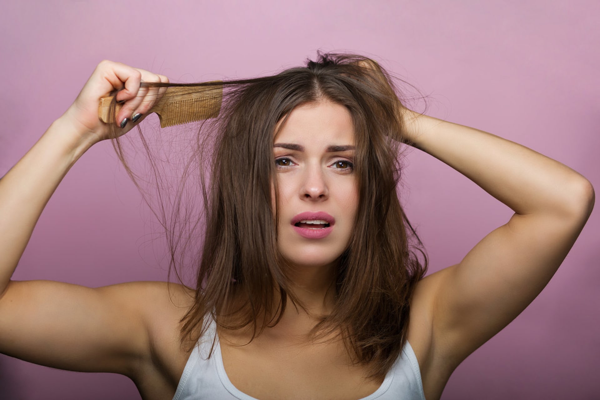 Máte vlasy zplihlé, zacuchané nebo elektrizující? Možná děláte v péči o ně něco špatně