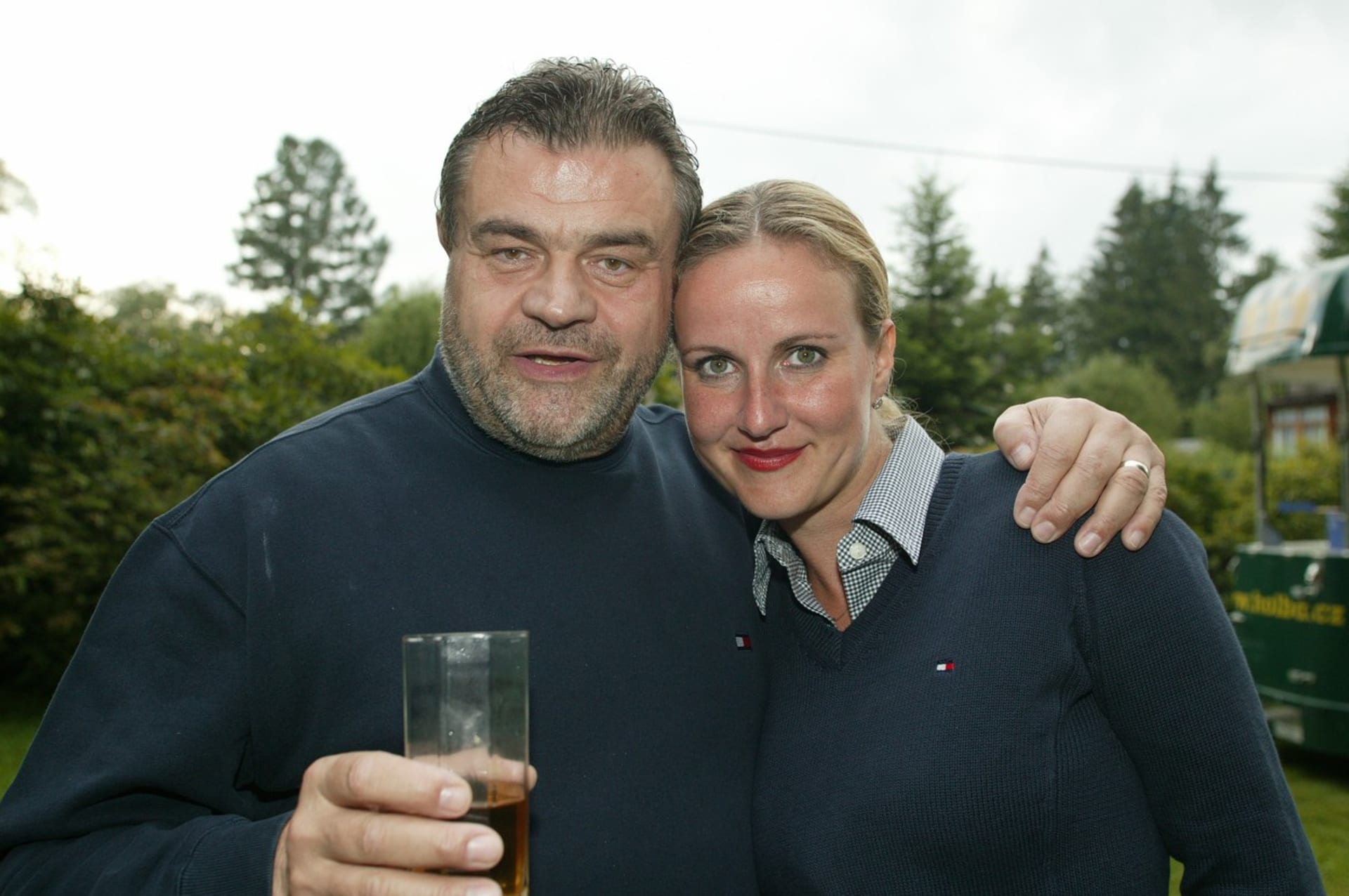 Karel Svoboda s manželkou Vendulou v roce 2004