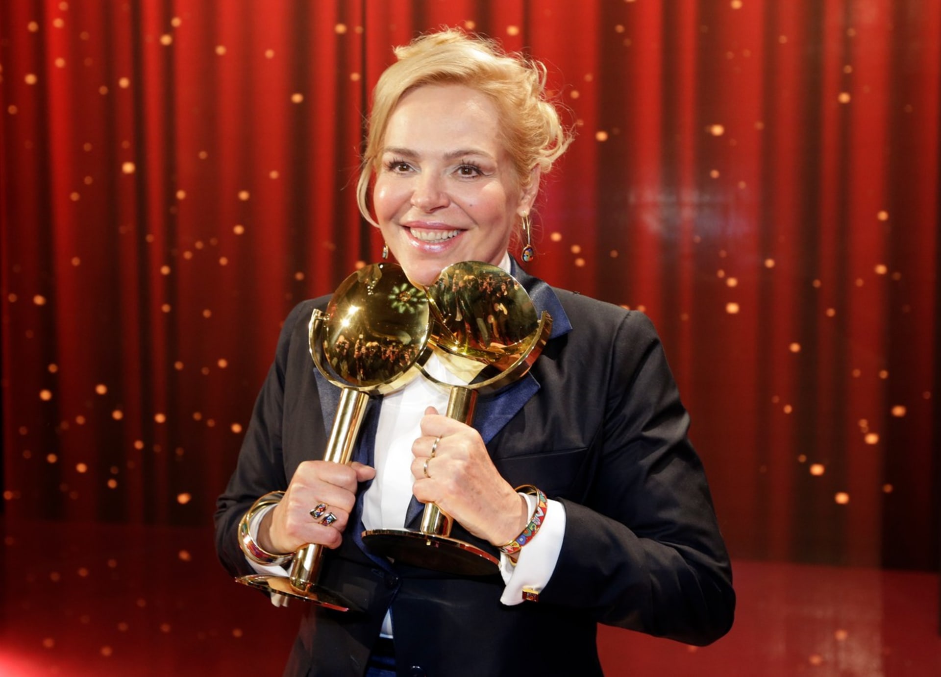 Dagmar Havlová ve Vinohradském divadle při udílení cen televizní popularity TýTý za rok 2013.