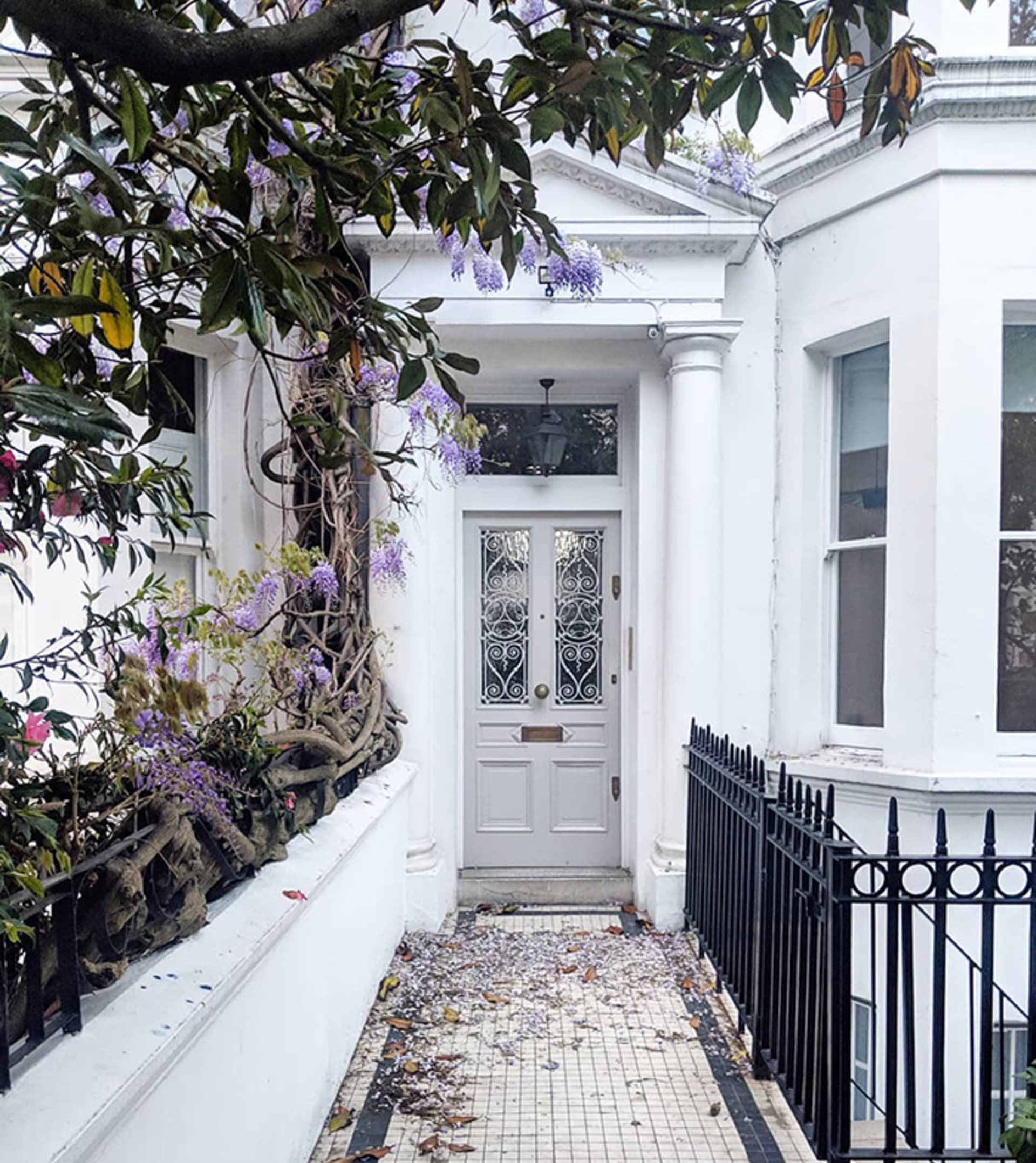 Nejkrásnější rozkvetlé dveře Londýna 22