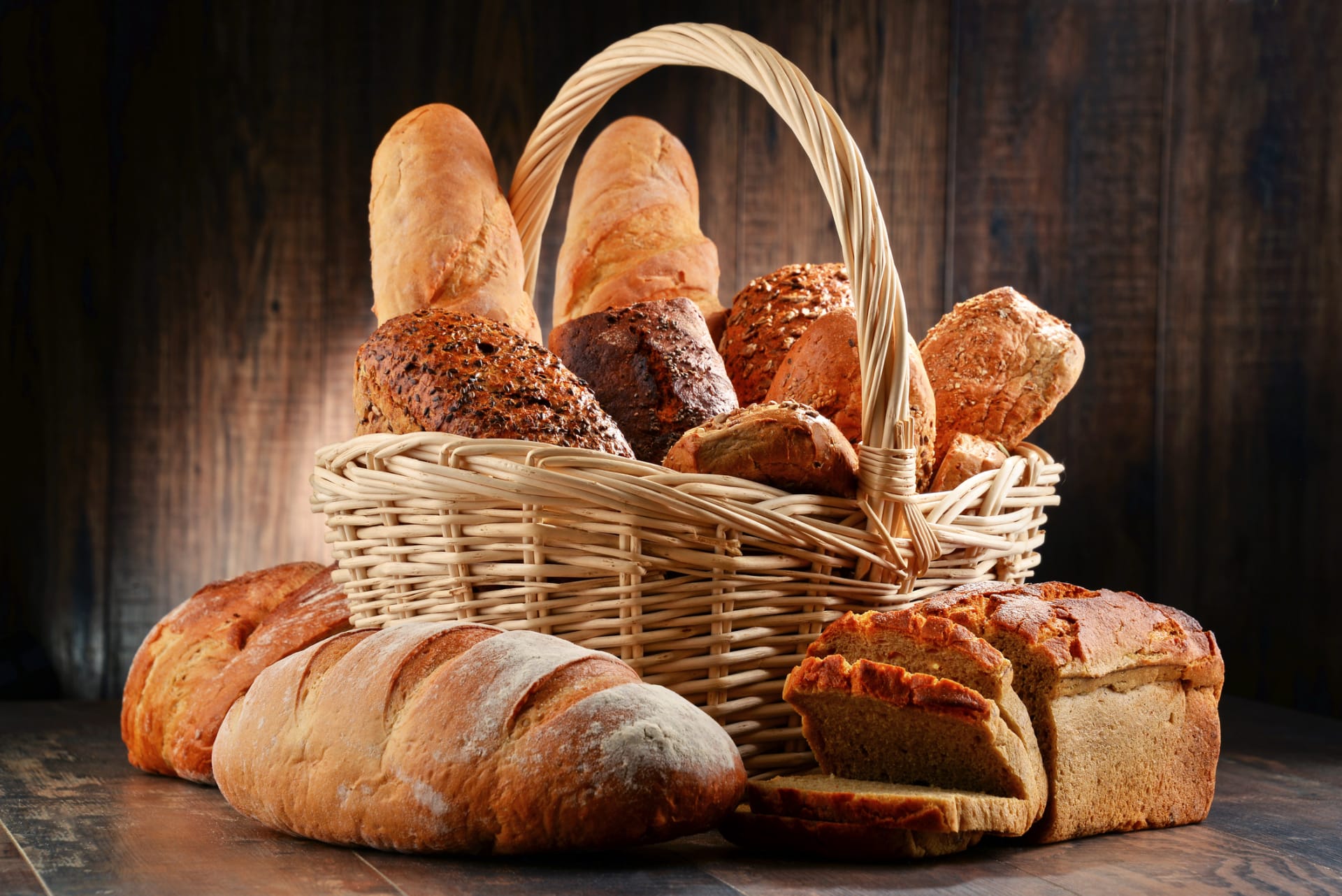 Co se starším chlebem a pečivem? Nevyhazujte je, ale chutně zrecyklujte