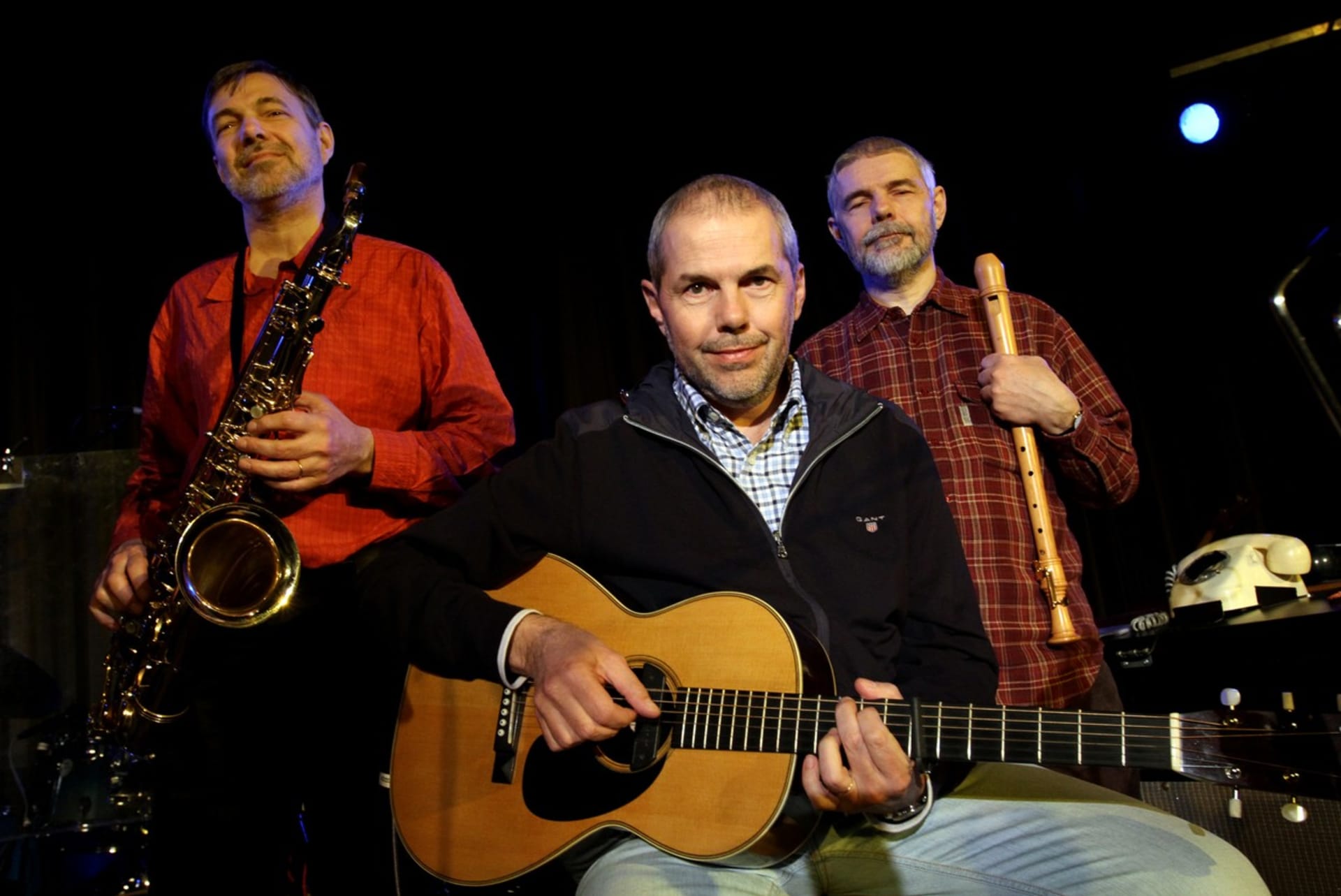 Bratři Ebenové. Marek Eben hraje v kapele se svými dvěma bratry Kryštofem a Davidem.