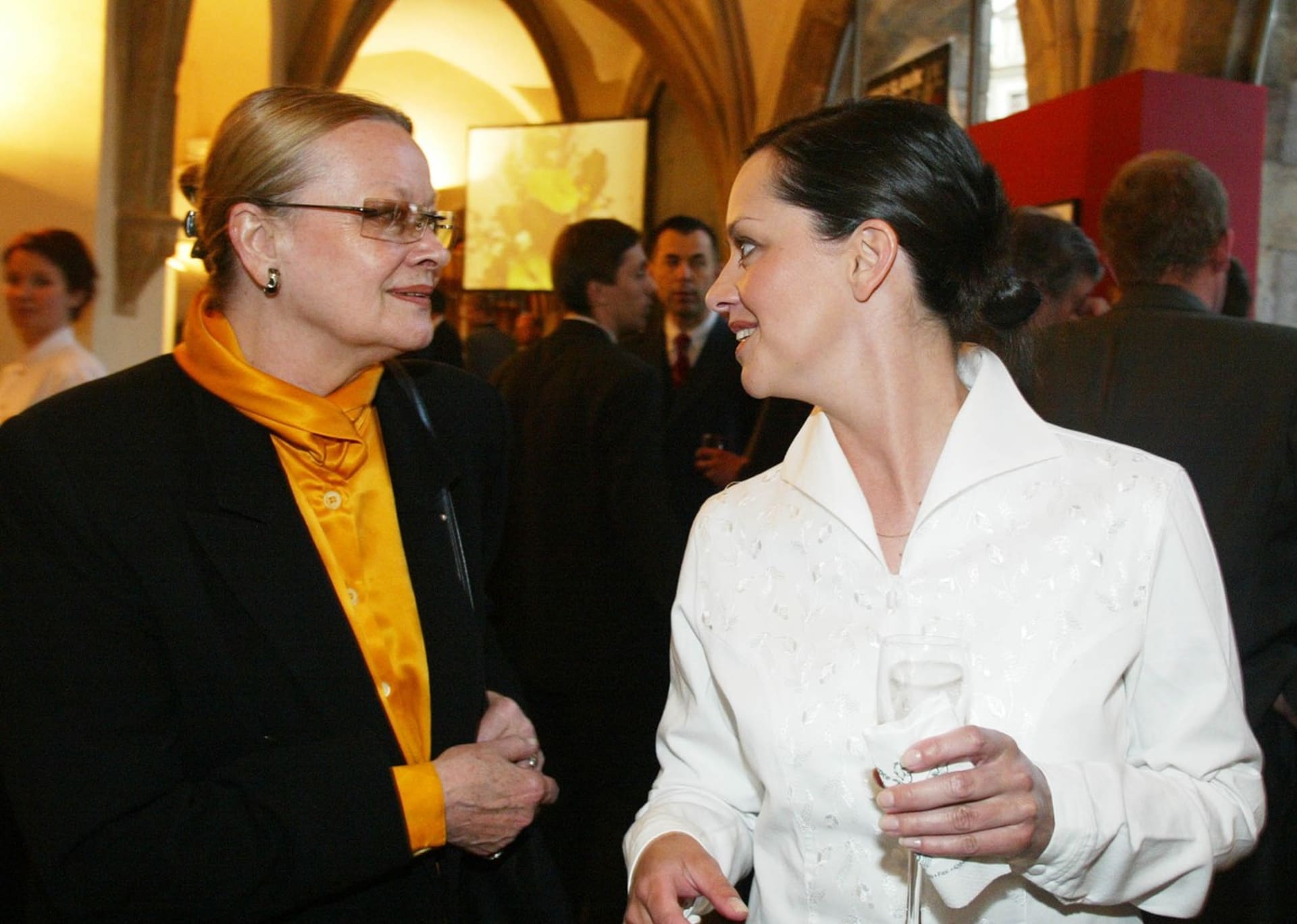 Tereza Brodská se svojí maminkou Janou Brejchovou na snímku z roku 2003