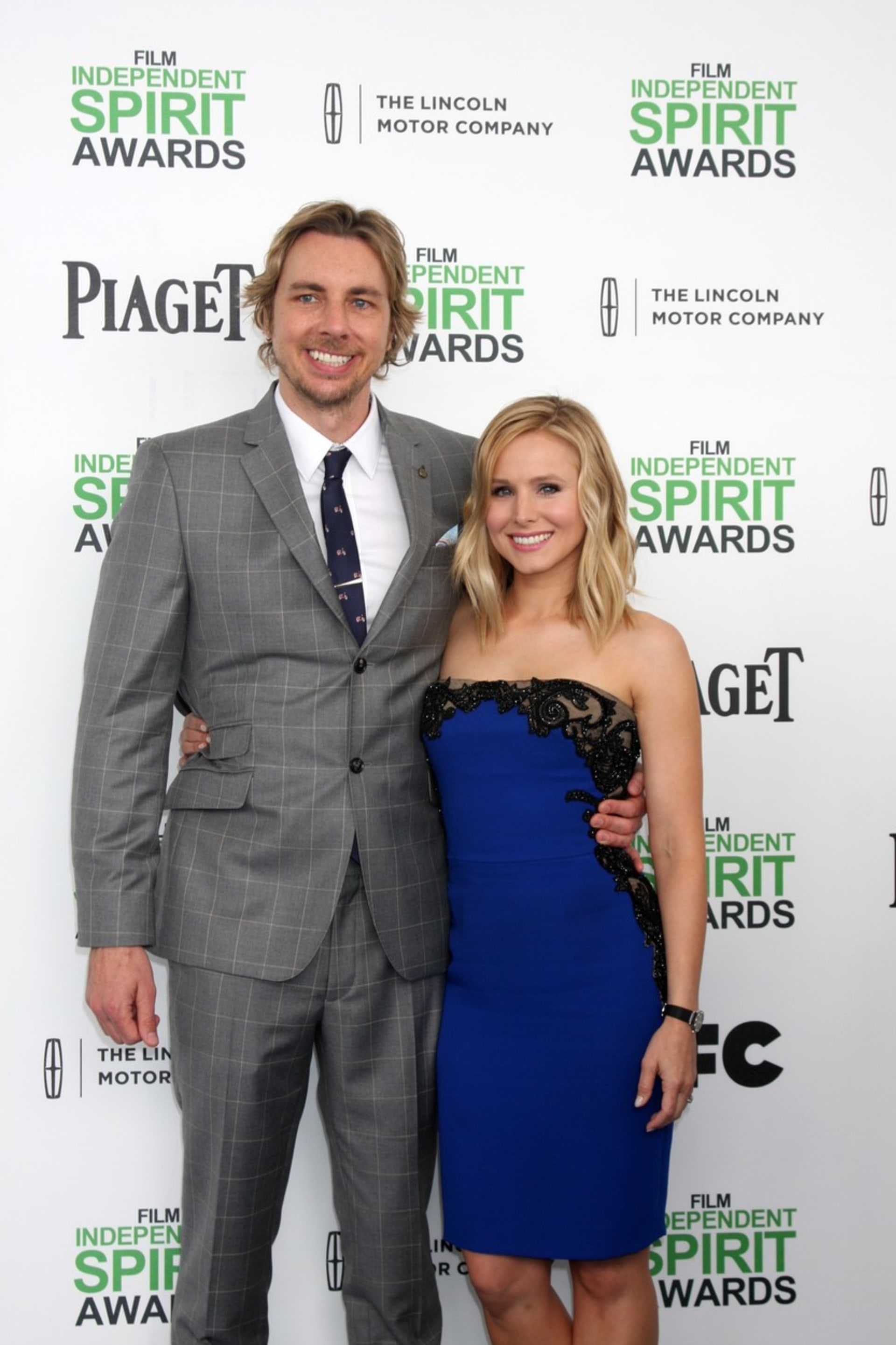 Herečka Kristen Bell měří 155 cm, její manžel, herec Dax Shephard, 187 cm.