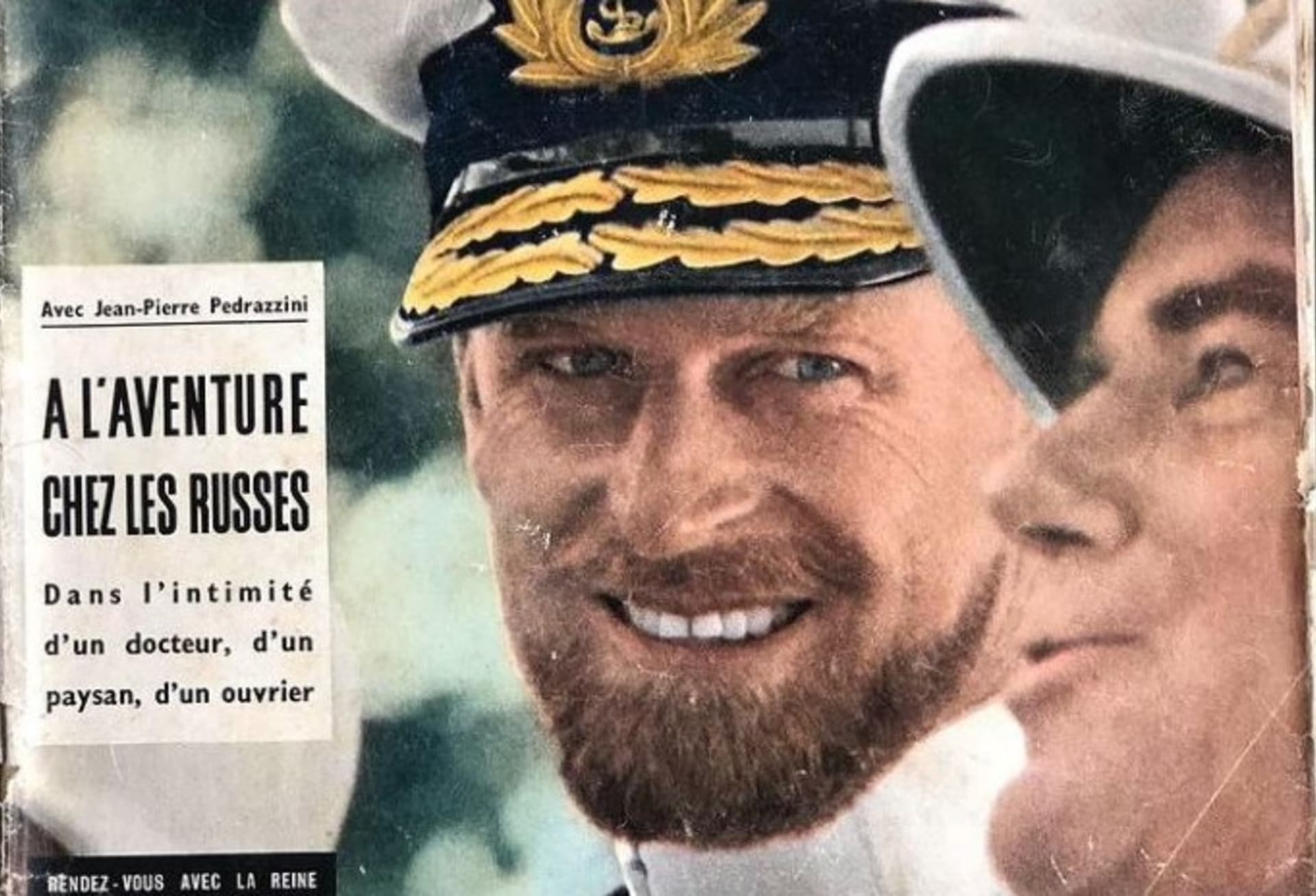 Princ Philip na obálce magazínu Paris Match z roku 1957 vypadá úplně stejně jako jeho vnuk Harry.