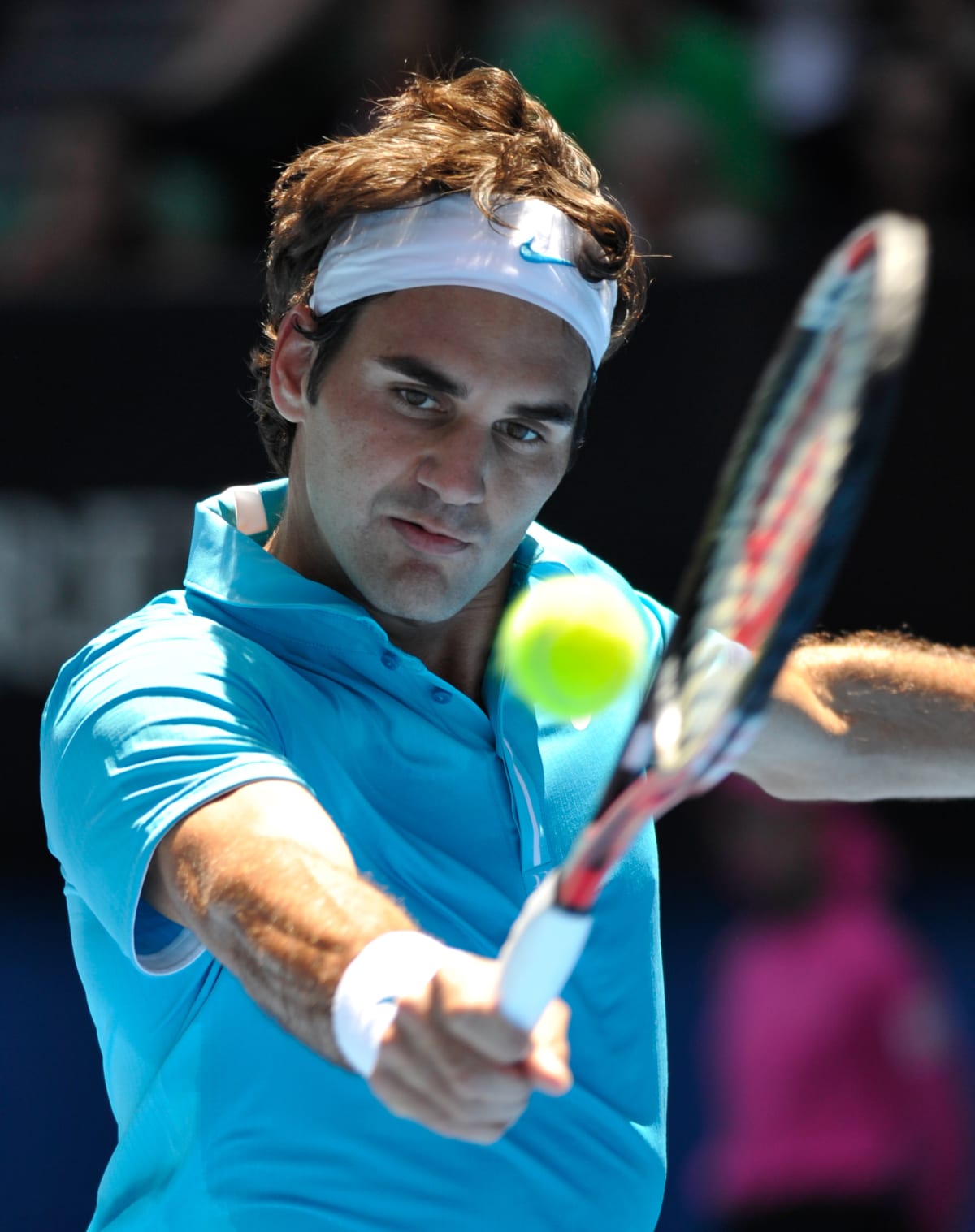 Roger Federer a jeho precizní tenisová práce.