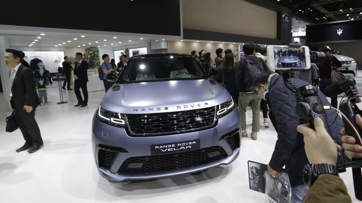 Luxusní SUV Range Rover vykazuje největší výkyv kupní ceny napříč zeměmi.
