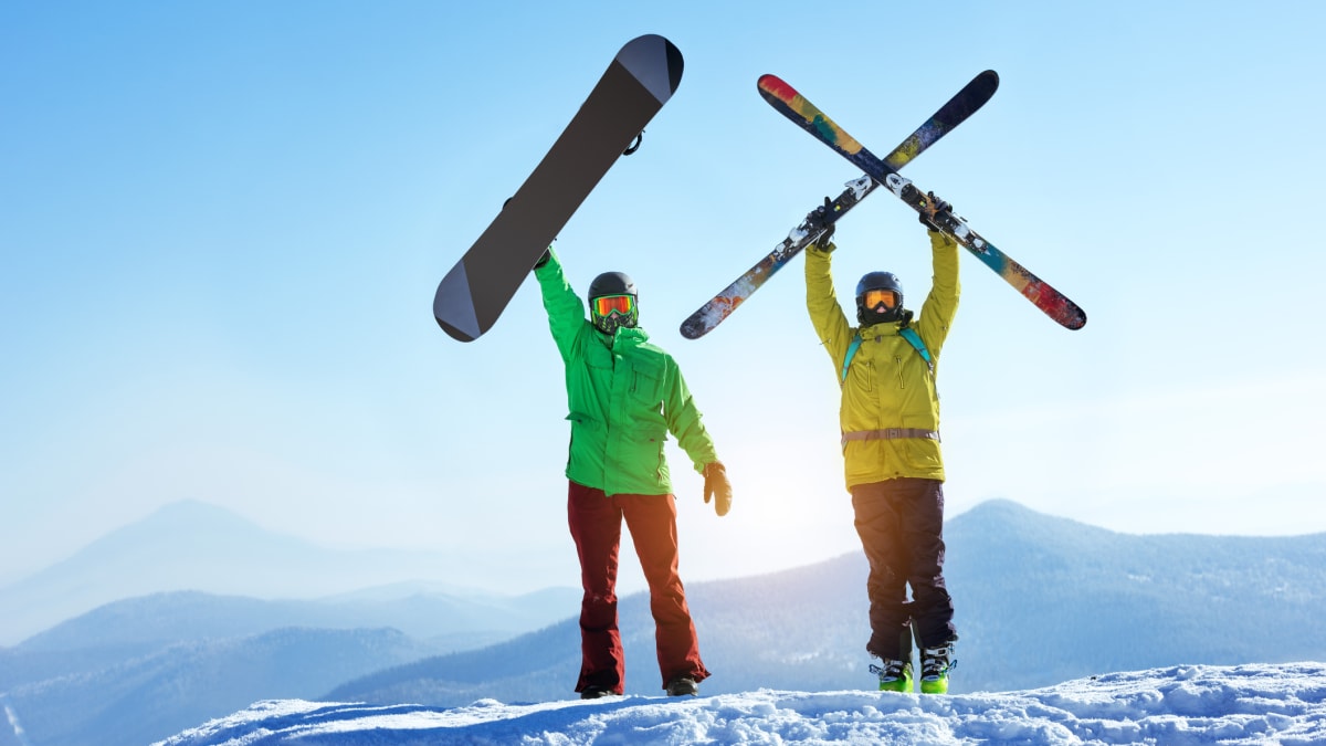 Lyže vs. snowboard: Jak působí na naše tělo a na jaké úrazy si dát pozor?