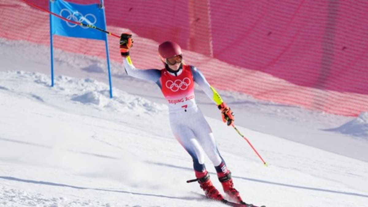 Mikaela Shiffrinová nedojela na ZOH 2022 1. kolo obřího slalomu.
