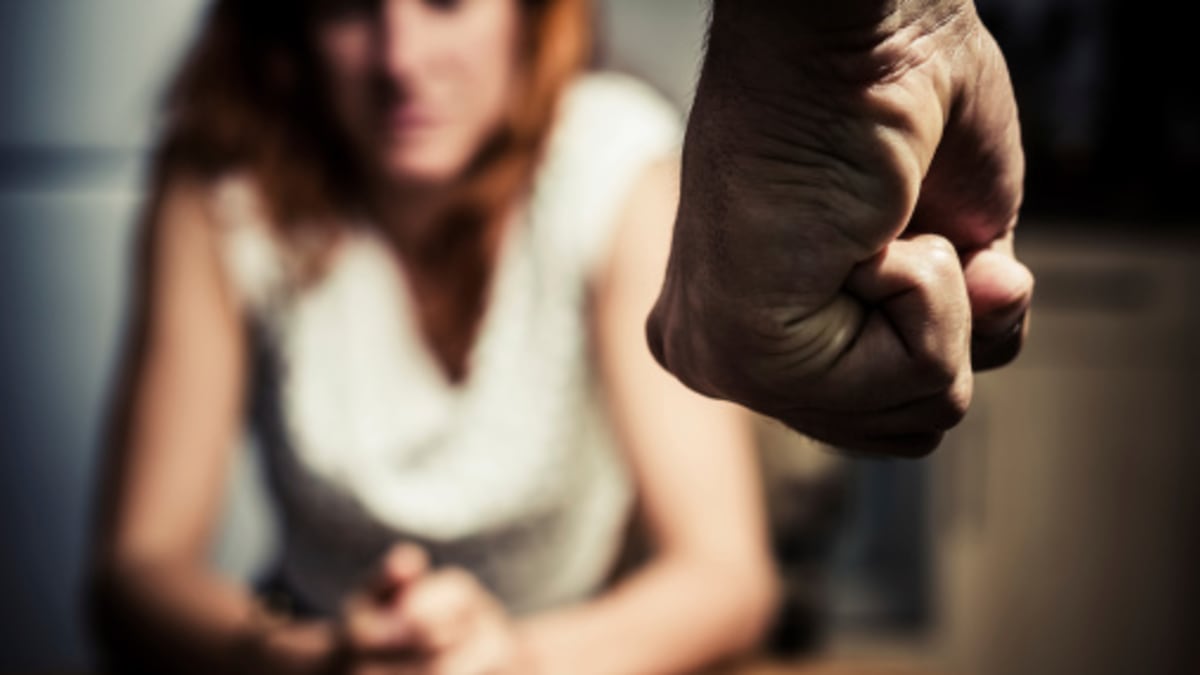 Za domácí násilí většina z nás považuje hlavně fyzické týrání. To psychické ale často může být mnohem horší.