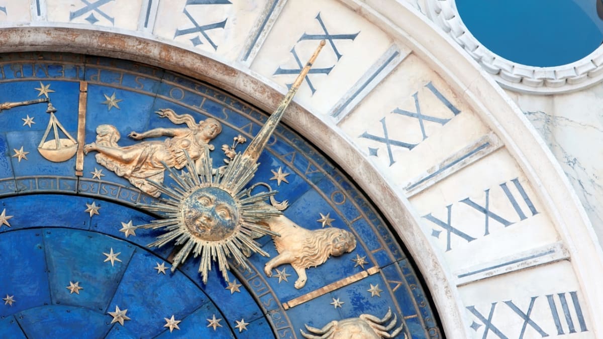 Horoskop na červenec orloj