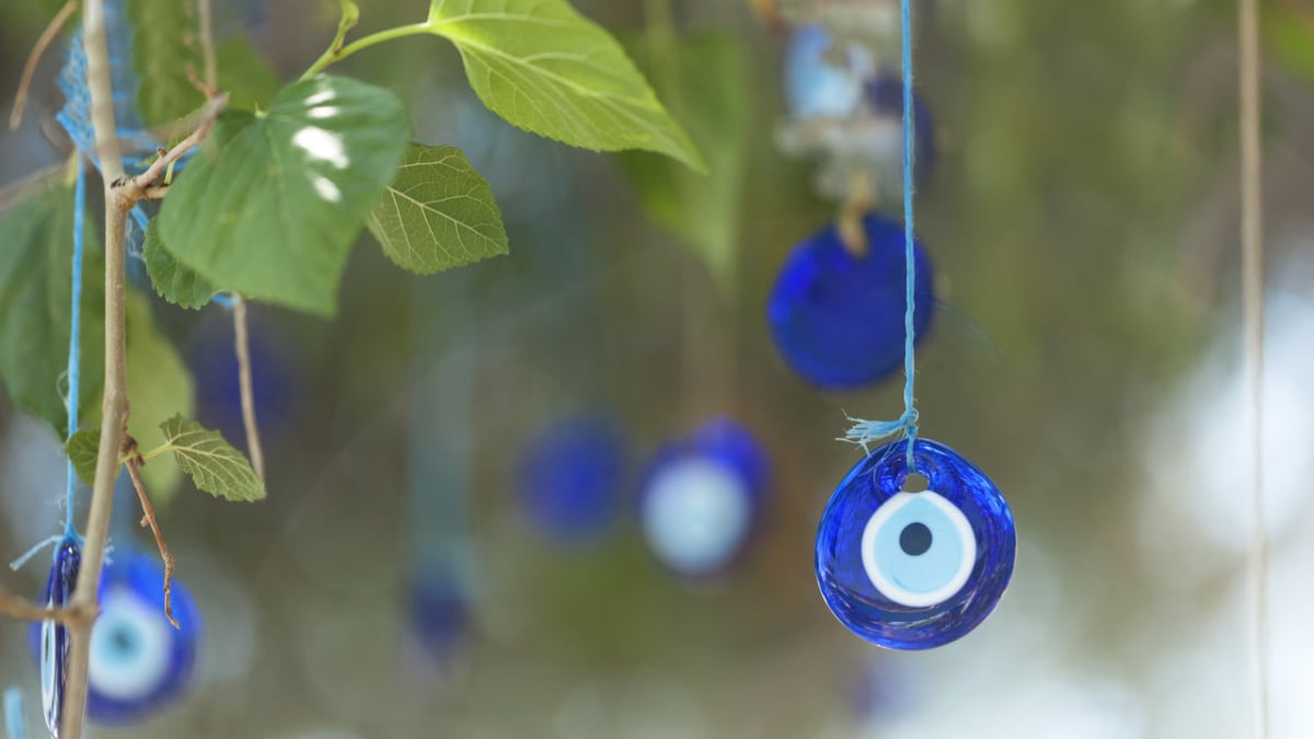 Amulet zvaný magické oko nebo oko štěstí si můžete koupit nebo sami vyrobit