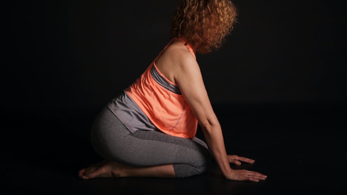 Core jóga - pozice zajíce