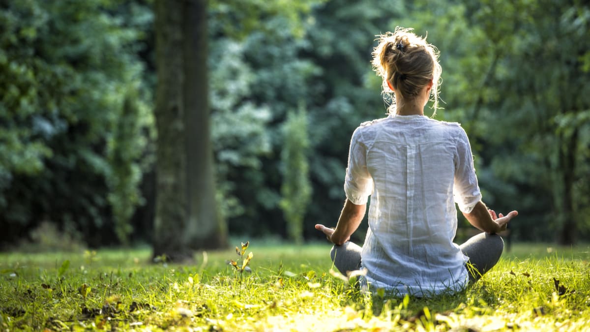 7 vědecky ověřených zdravotních přínosů meditace