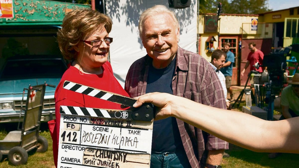 Luděk Munzar a Jana Hlaváčová při natáčení filmu Místo v životě.