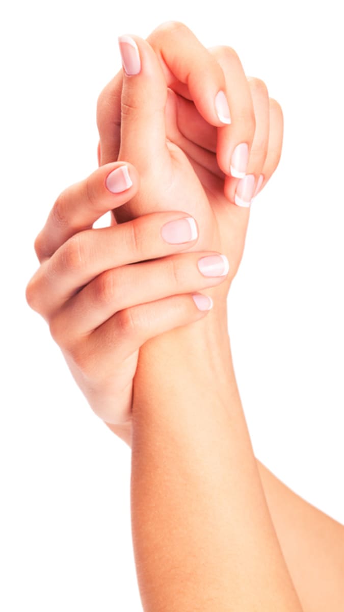 Tipy na regeneraci poškozených a lámavých nehtů 7