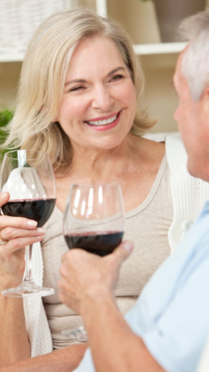 Červené víno je účinné proti stárnutí