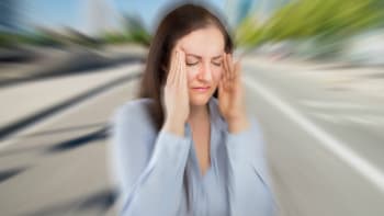 Jak se vypořádat s bolestí hlavy přírodní cestou