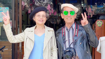 80 letý pár je hitem sociálních sítích. Tvoří outfity z oblečení, které zbylo v prádelně