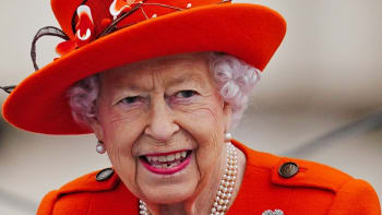 Co si královna Alžběta II. dopřává k snídani, obědu a večeři? Každý den to samé
