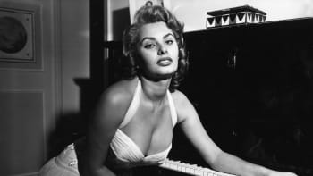Sophia Loren životní lásku potkala v šestnácti. V Itálii ji za to málem ukamenovali