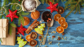 Tak voní svátky: Oblíbené vánoční koření a jak ho netradičně využít