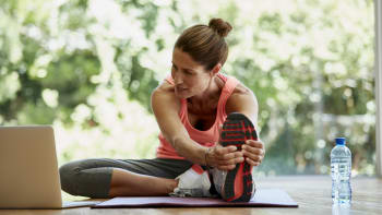 Nezvládáte pravidelně cvičit? 5 tipů, díky kterým už nevynecháte ani jeden trénink