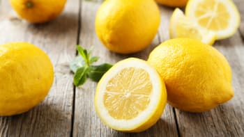 Proč by měl každý citron projít před použitím mikrovlnnou troubou?