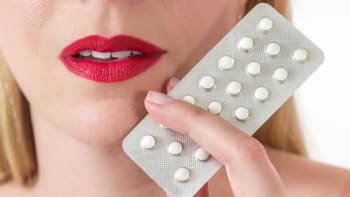 Co s vámi dělá antikoncepce? Prozradíme vám i její skryté účinky