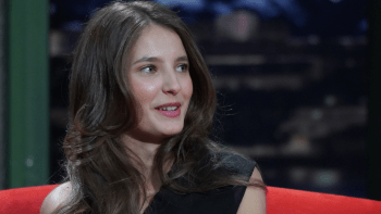 Sara Sandeva: Rodiče nezajímá, že jsem herečka, občas rozvážím jídlo