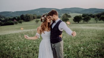 Skutečné nevěsty přiznávají: Na tomhle jsme na svatbě ušetřily a vyplatilo se!