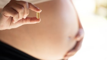 Vitamíny v těhotenství: Jaké by vám neměly chybět a kterým se raději vyhnout?