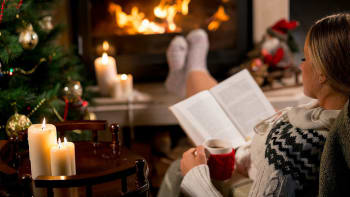 Vánoční knižní tipy: Ty nejlepší knihy napříč všemi žánry