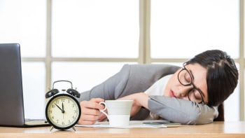 Jarní únava, nebo únavový syndrom: Poznáte, čím trpíte, když byste jen spali?