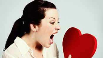 Pět rad, jak přežít Den svatého Valentýna bez psychické újmy