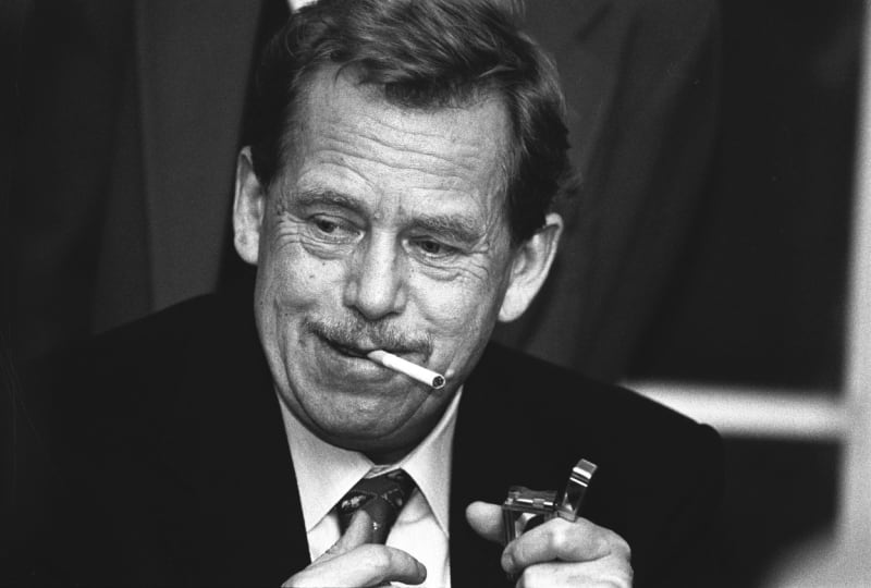 Václav Havel byl nejen milovníkem žen, ale také byl vášnivý kuřák.