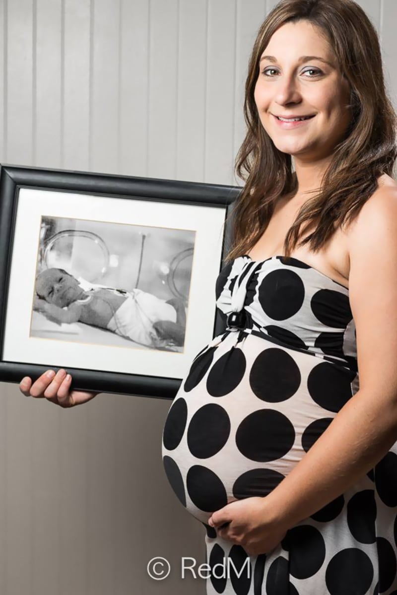 Tamica se narodila v 32. týdnu (na fotografii je v 26. týdnu těhotenství)