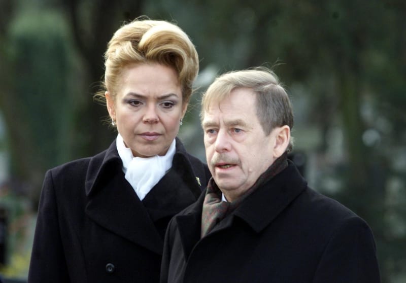 Václav Havel a jeho manželka Dagmar Havlová (2. 2. 2003)