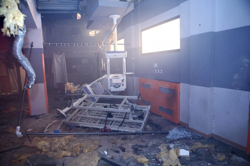 Zničené kulisy při natáčení výbuchu plynu v Rubavě.