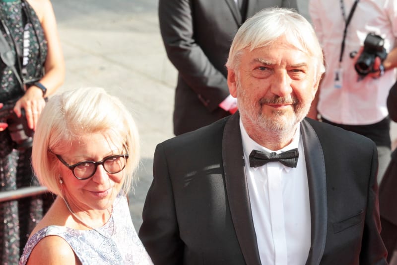 Miroslav Donutil zavítal s manželkou na filmový festival v Karlových Varech.