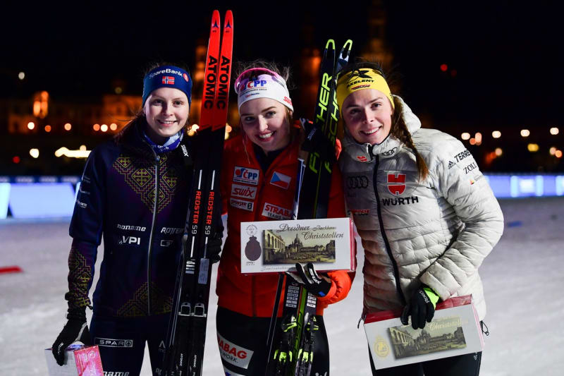 Tereza Beranová (uprostřed) - běh na lyžích