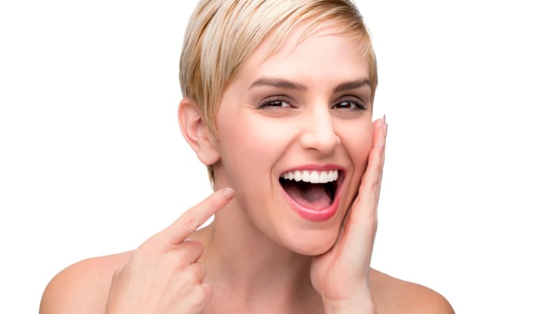 7 látek, které škodí zubům, aniž jste o tom měli tušení