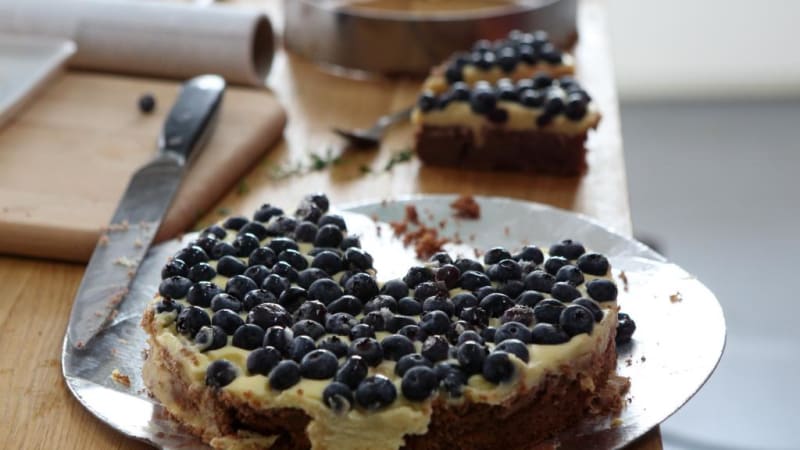 Borůvkový koláč s vanilkovým pudinkem